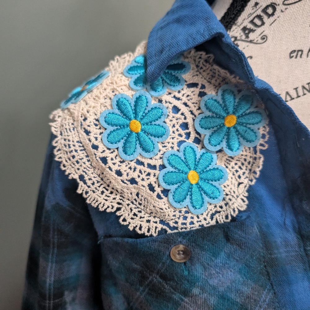 Upcycled Flannel shirt - Picture 3 of 5